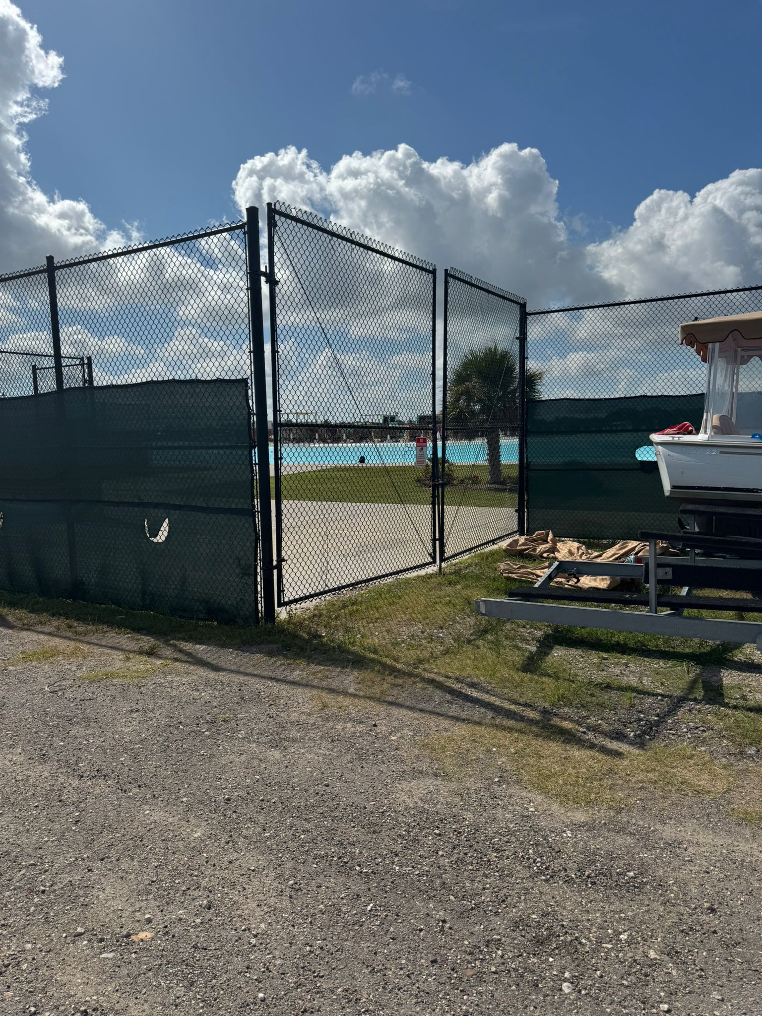 Chainlink Fence Installation 77043: Affordable &amp; Stunning Solutions